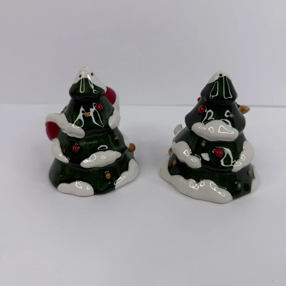 Lenox Rudolph The Red Nosed Reindeer And Santa Claus Salt & Pepper Shakers